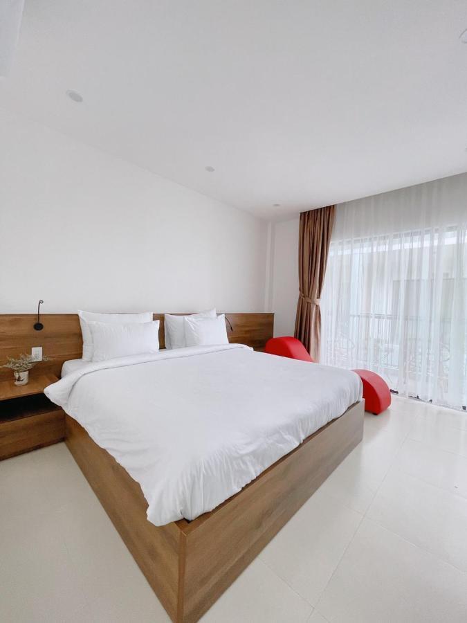 Bong & Hotel *